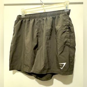Gymshark men’s ARRIVAL 5" SHORTS sz M